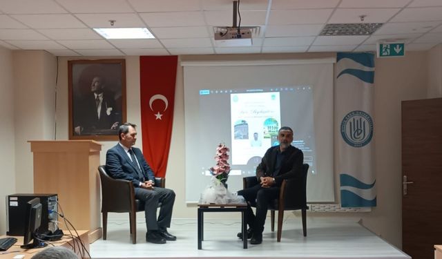 BEÜ'de 'Bitlis Entelektüel Birikimin Coğrafyası' Temalı Söyleşi Gerçekleştirildi