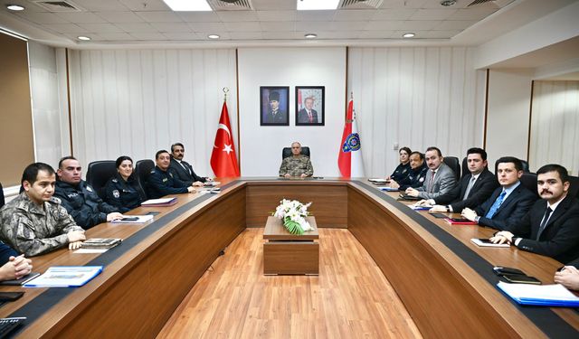 Bitlis’te Bayram ve Nevruz Öncesi Güvenlik Toplantısı