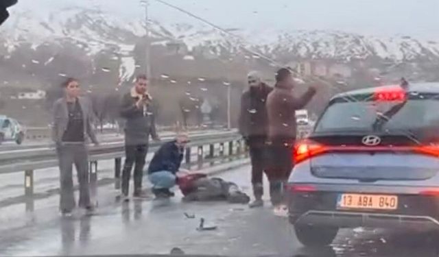 Bitlis’te Otomobilin Çarptığı Bisikletli Ağır Yaralandı