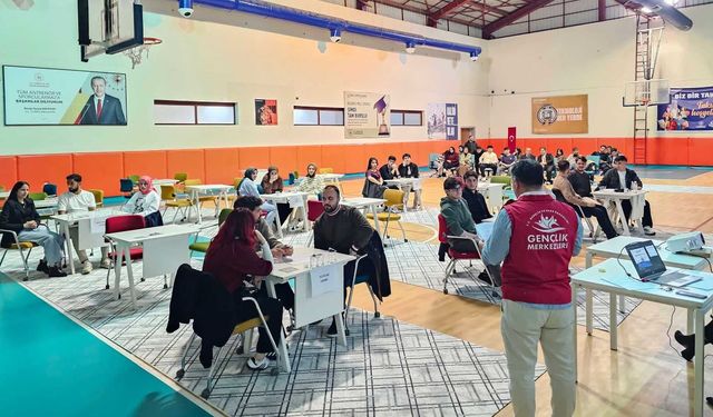 Bitlis’te Bilgi Yarışması Düzenlendi