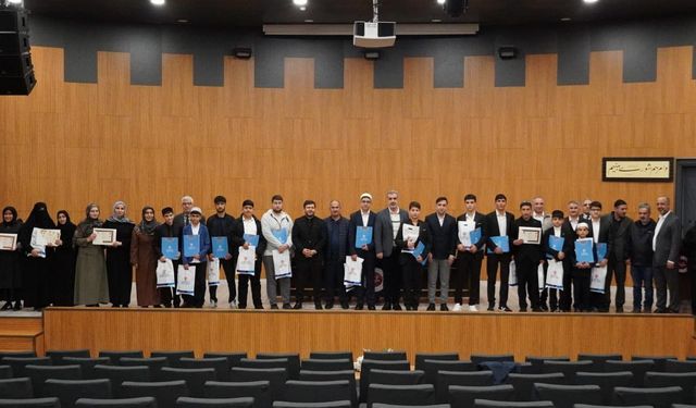 19 hafız öğrenci belge almaya hak kazandı