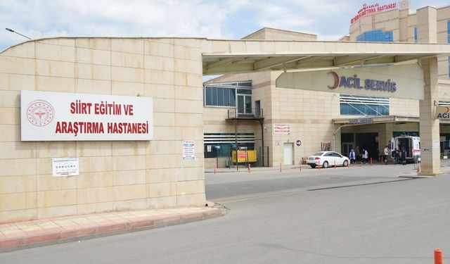 Siirt’te 10 Öğrenci Zehirlenme Şüphesiyle Hastaneye Kaldırıldı