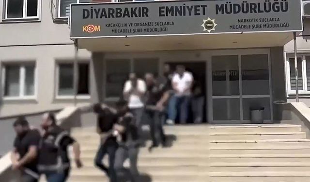 Diyarbakır'da Suç Örgütüne Operasyon: 15 Kişi Tutuklandı