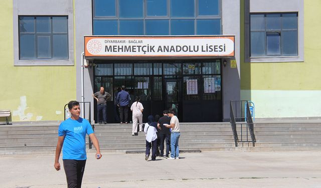 Diyarbakır'da Bazı Adaylar Son Anda Sınava Yetişti
