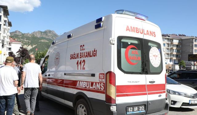 İnşaattan düşen işçi hayatını kaybetti