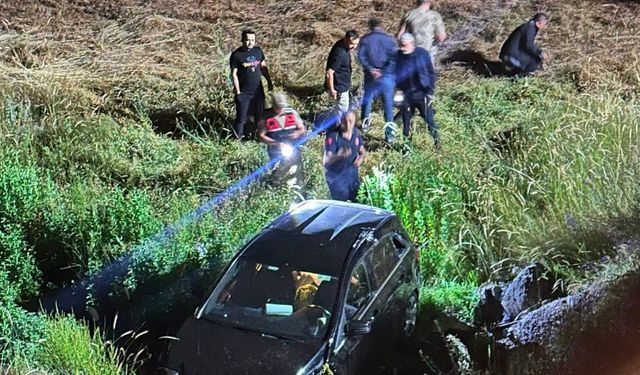Cip Köprüden Dereye Uçtu: 3 Kişi Yaralandı