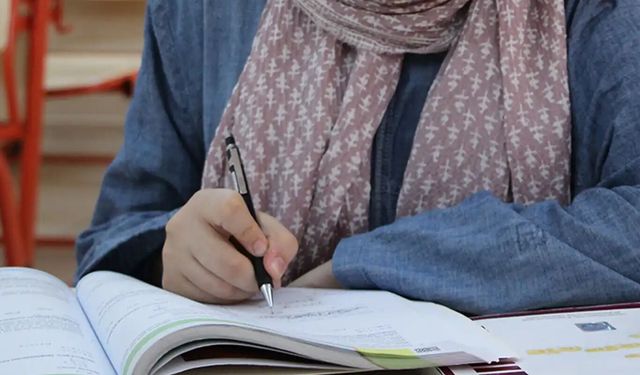Uzmandan YKS Adaylarına 7 Altın Tavsiye: Stresi Yönetmek Başarıyı Artırıyor