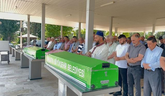Cinnet kurbanı anne ve kızı toprağa verildi