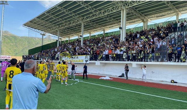 Bitlis Spor ile Hakkâri Zap Spor maçının ilk yarısında gol çıkmadı