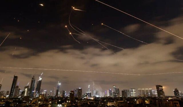 Son Dakika: İran, İşgal Altındaki Topraklara Füzelerle Vurmaya Başladı