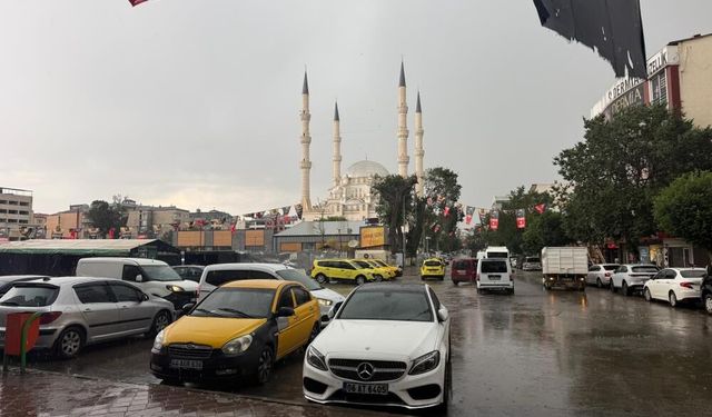 Iğdır'da sağanak yağış etkili oldu