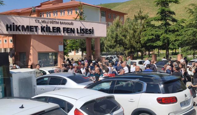 Bitlis’te 4 bin 320 öğrenci için LGS heyecanı başladı