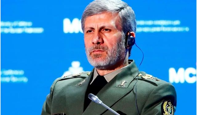 İran Ordu Komutanı Hatemi: "Şehitlerimizin İntikamını Alacağız"