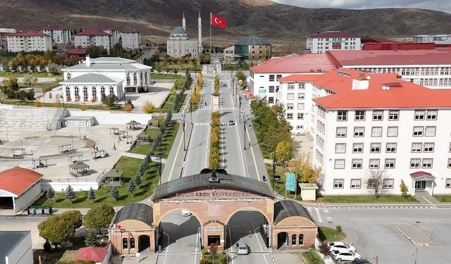 Bitlis Eren Üniversitesi Tıp Fakültesi İlk Öğrencilerini Kabul Ediyor