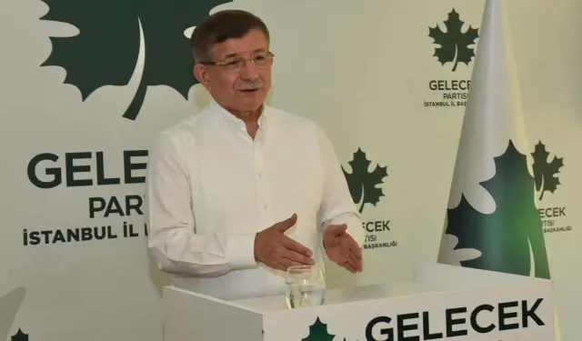 Ahmet Davutoğlu siyaseti bıraktı! Gelecek Partisi feshedildi