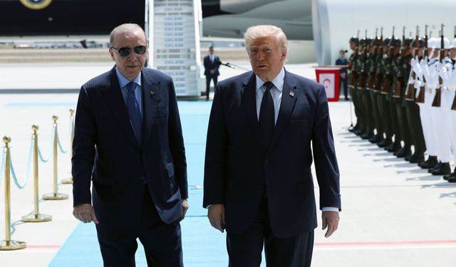 Trump’ı taşıyan uçak NATO Zirvesi İçin Ankara'ya İniş Yaptı