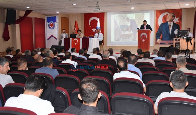 Şehit Gazi-Sen Eğitim Sendikası, 81 İlden Gelen Temsilcilerini Bitlis’te Bir Araya Getirdi