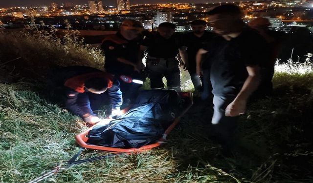 Kayıp olarak aranıyordu; Uçurumda ölü bulunan adamın adı belli oldu