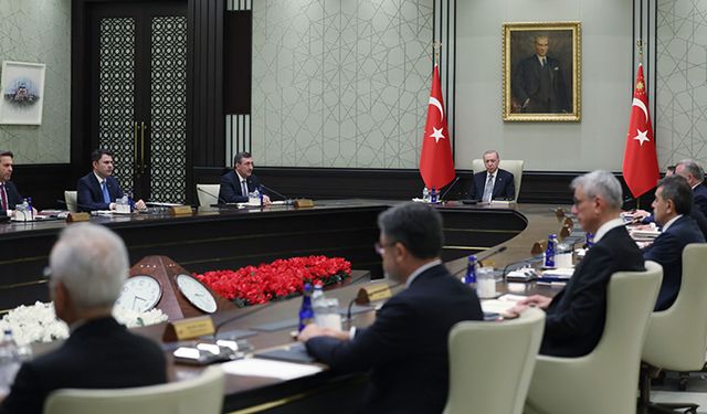 Cumhurbaşkanlığı Kabinesi Bugün Ahlat’ta Toplanıyor: Gündemde Neler Olacak?
