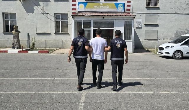 Muş’ta 2 yıl kesinleşmiş hapis cezasıyla aranan şahıs yakalandı