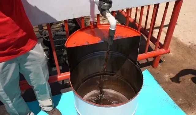 Diyarbakır'da 4 bin metre derinlikte kaya petrolü çıkarıldı