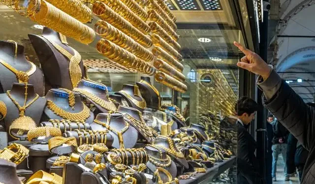 Altın fiyatları sert düştü: Gram altın 7 bin TL’nin altına geriledi