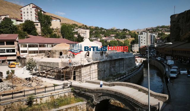 Tarihi Paşa Hamamı'nda restorasyon çalışması devam ediyor