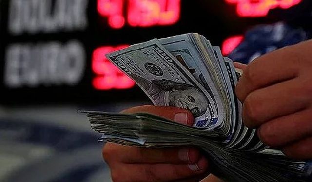 Dolar ve Euro haftaya nasıl başladı? İşte güncel döviz kurları