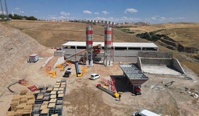 Siirt'te beton ve parke taşı üretimi için ilk adım atıldı