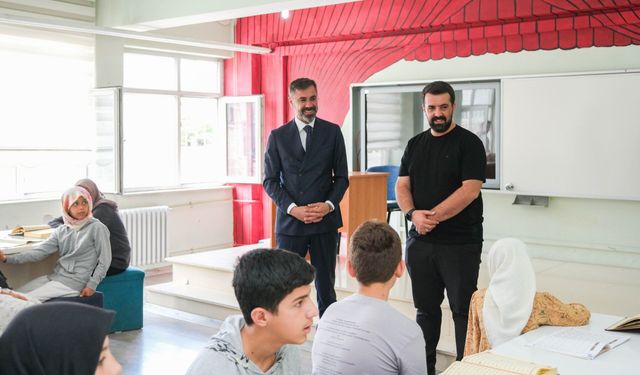 Tanğlay'dan yaz okulu öğrencilerine dondurmalı ziyaret