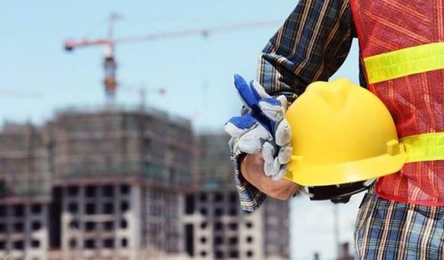 BİTLİS'TE BİNALARIN GÜÇLENDİRME YAPIM İŞİ