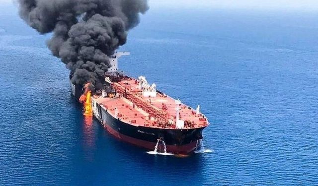 İran: Hürmüz Boğazı'nda 2 ABD gemisi, 8 tanker ve 10 farklı gemi hedef alındı