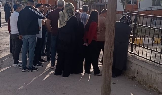 Van’da silahlı öğrenci alarmı: Okula pompalı tüfekle geldi
