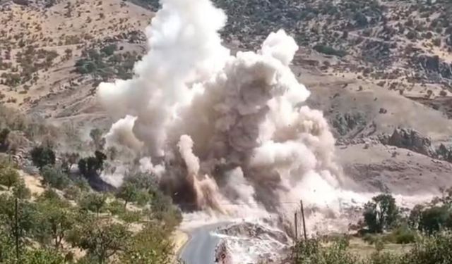 Bitlis'e sınır ilçede dinamitle patlattılar: Görüntüler kamerada