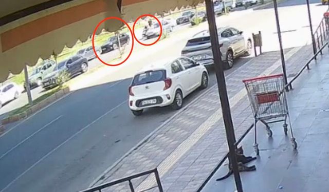 Diyarbakır'da açılan otomobil kapısına çarpan motosiklet sürücüsü öldü