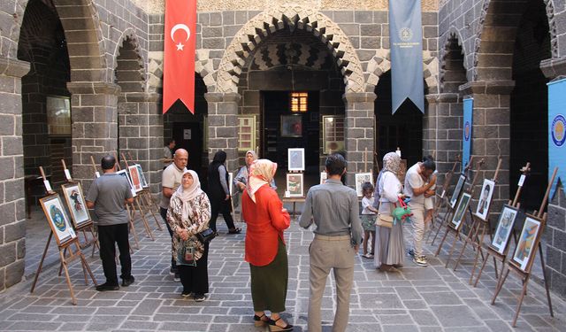 Gazze'nin acısı ve direnişini anlatan sergi Diyarbakır'da açıldı