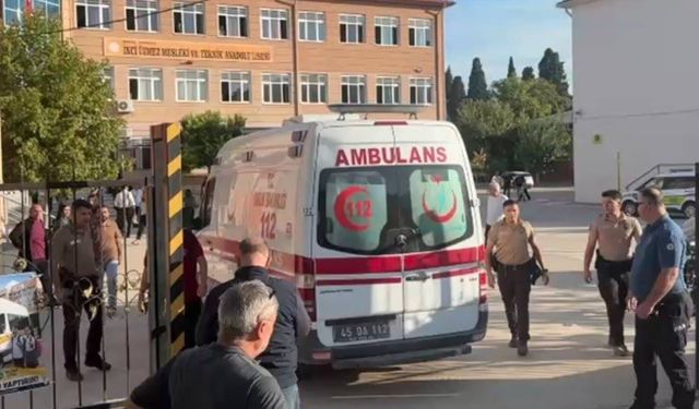 Okul çevresinde silahlı saldırı: Öğrencilerin de aralarında olduğu yaralılar var