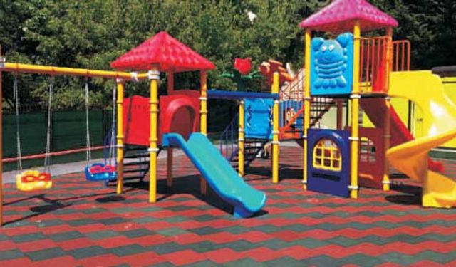 AHLAT'TA 3 ADET PARK YAPIM İŞİ