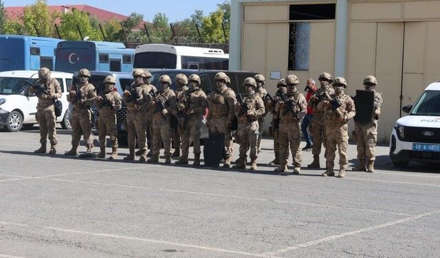 Muş E Tipi Cezaevinde olağanüstü hal tatbikatı: Ekipler görev başında