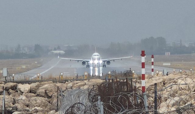 Van’da yağmurun ardından yoğun sis: Görüş mesafesi birkaç metreye düştü