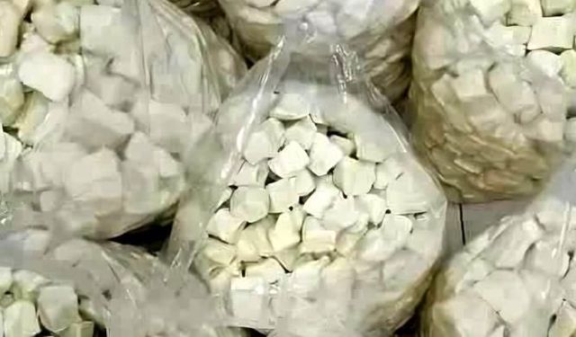 Bir kilo peynir için 8 kilo süt kullanılıyor! Yöresel lezzet ilgi görüyor
