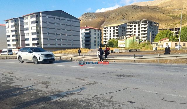 Bitlis’te bu güzergahta okula giden öğrenciler her gün ölümle burun buruna