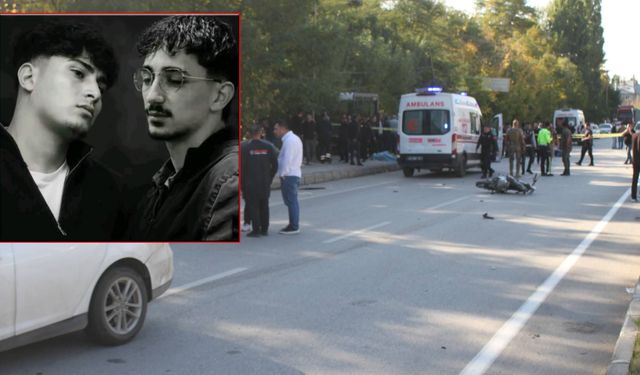 Otomobille Çarpışan Motosikletteki 2 Kişi Hayatını Kaybetti