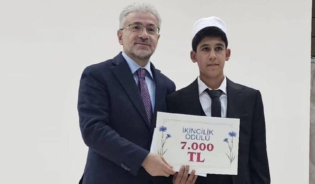 Ahlatlı hafız Mehmet Emin Deniz bölge ikincisi oldu