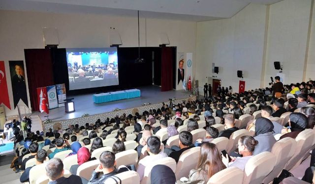 Bitlis’te 4. Uluslararası Sosyal Bilimler Kongresi başladı