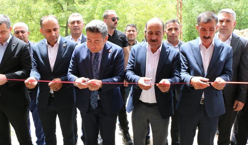 Hizan’da Taziye Evi ve Kur’an Kursu Hizmete Açıldı