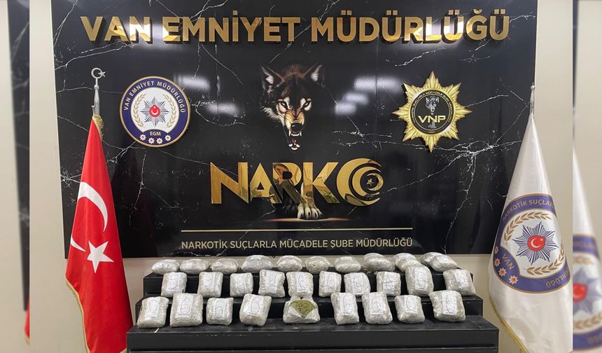 Van'da Metruk Binada 12 Kilo 900 Gram Esrar Ele Geçirildi