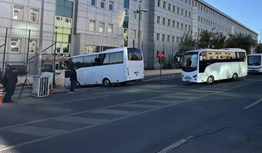 Türkiye'nin Merakla Beklediği Narin Güran Cinayeti Davasında ikinci Duruşma Başladı