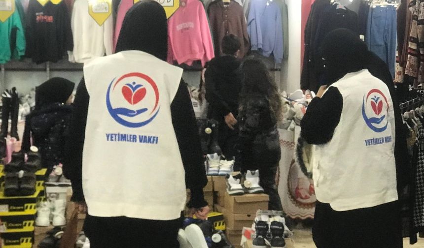 Yetimler Vakfı’ndan Cizre’de Onlarca Yetime Mont ve Bot Desteği