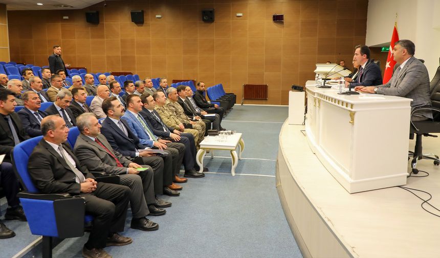 Bitlis'te 2025 2. İl İdare Şube Başkanları Toplantısı Gerçekleşti